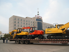 博亿堂官网集团7台DLS系列挖掘机顺利出口古巴共和国